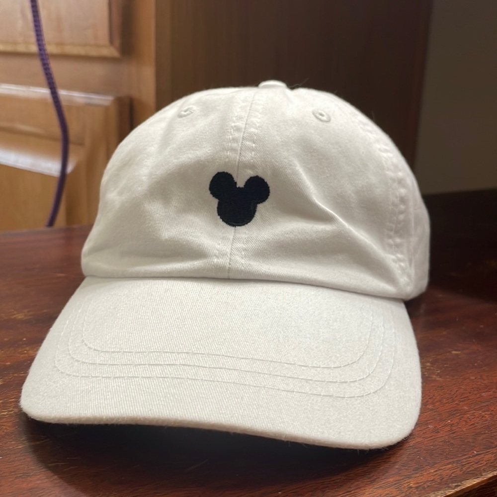 White Mickey Mouse hat